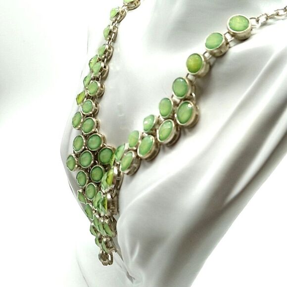 Green & Silver-tone Faceted Iridescent Faux Stone Necklace - Picture 2 of 15